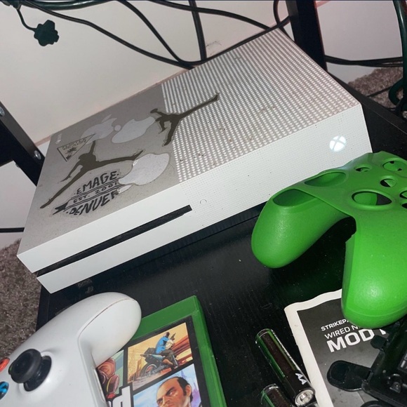 One S Console - White with Green Controller